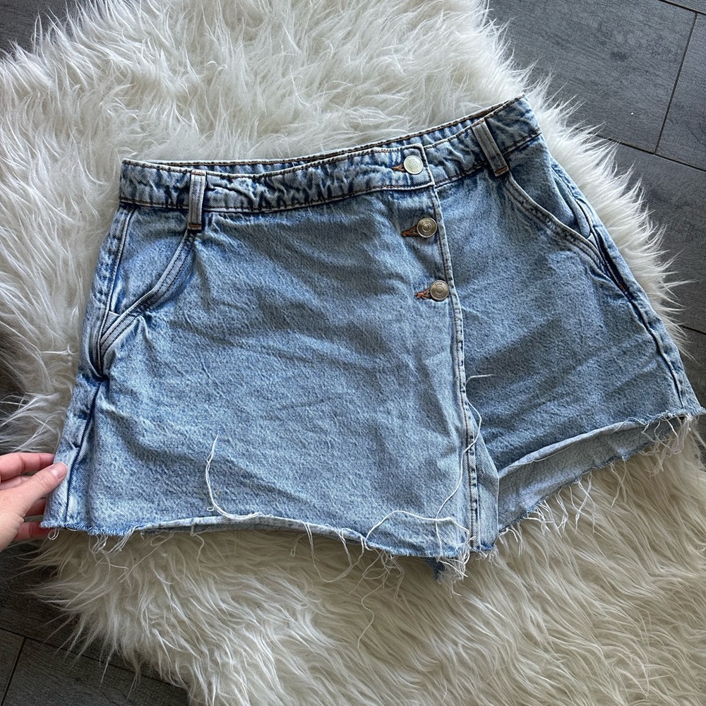 ZARA BUTTONED WRAP SKORT